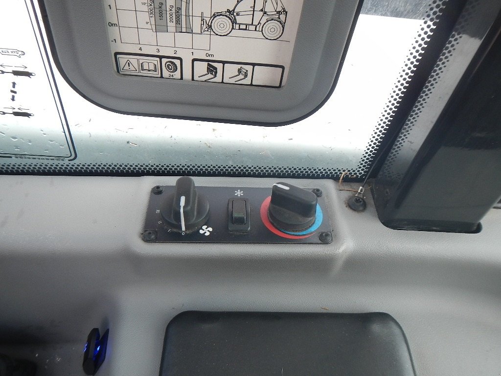Teleskoplader of the type Bobcat TL 34.65 HF AGRI, Gebrauchtmaschine in Aabenraa (Picture 23)