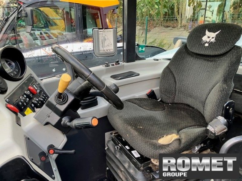 Teleskoplader του τύπου Bobcat TL 3870HF, Gebrauchtmaschine σε Gennes sur glaize (Φωτογραφία 5)