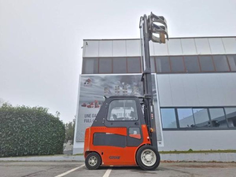 Teleskoplader типа Carer Z70H, Gebrauchtmaschine в senlis (Фотография 11)