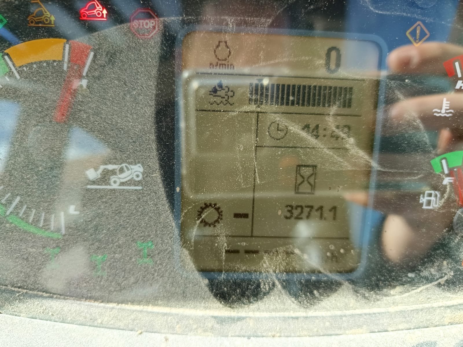 Teleskoplader du type Case IH FARMLIFT 633, Gebrauchtmaschine en Le Horps (Photo 11)