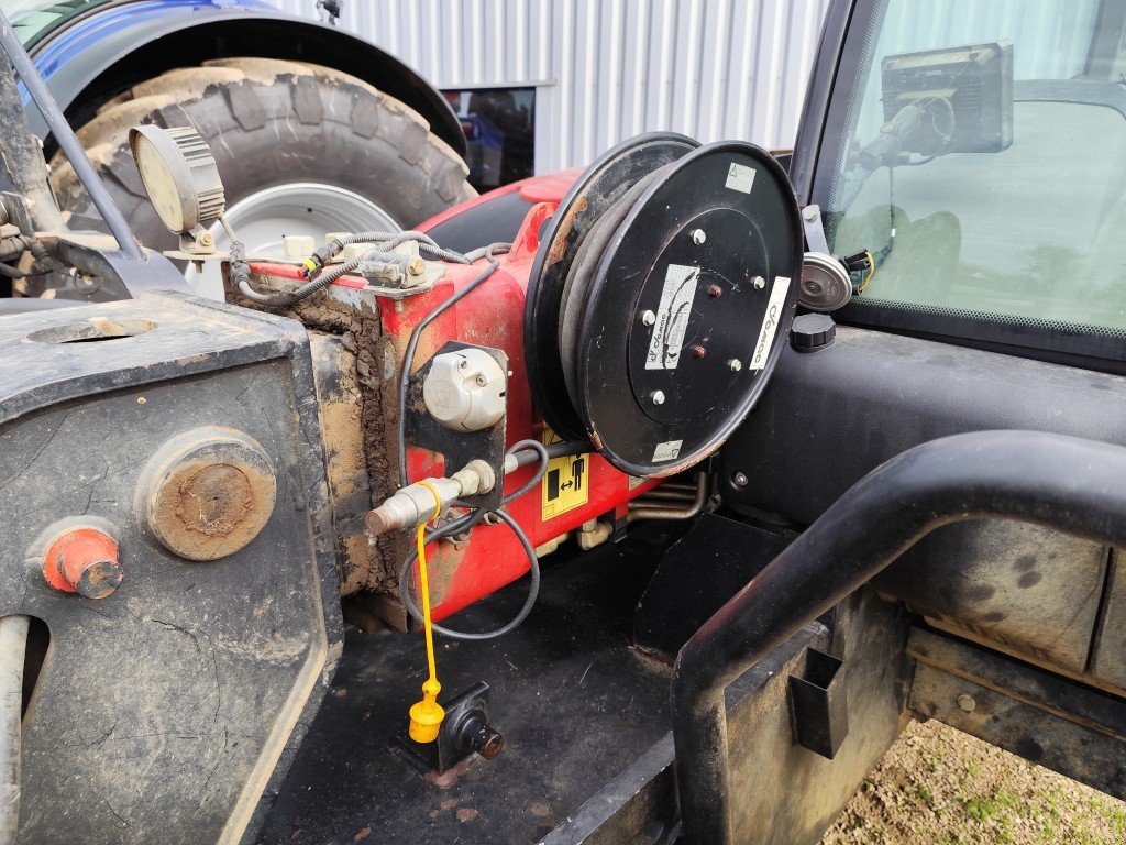 Teleskoplader от тип Case IH FARMLIFT 636, Gebrauchtmaschine в Le Horps (Снимка 10)