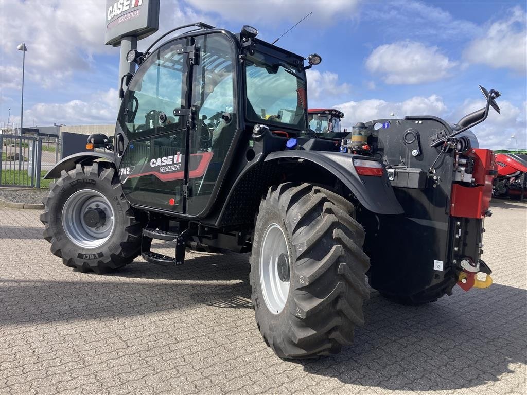 Teleskoplader des Typs Case IH FARMLIFT 742 Ny model, Gebrauchtmaschine in Horsens (Bild 7)