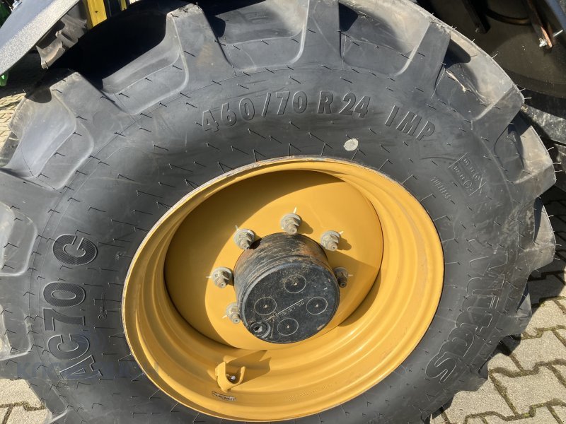 Teleskoplader of the type CAT TH 407, Gebrauchtmaschine in Stockach (Picture 3)