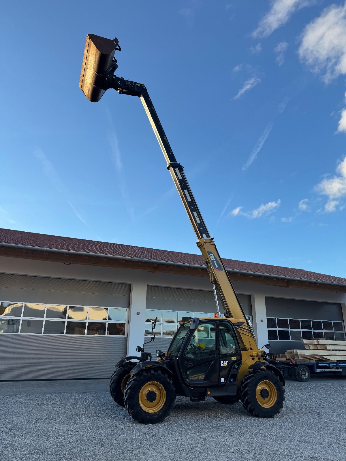 Teleskoplader of the type CAT TH3510D, Gebrauchtmaschine in Gachenbach (Picture 3)