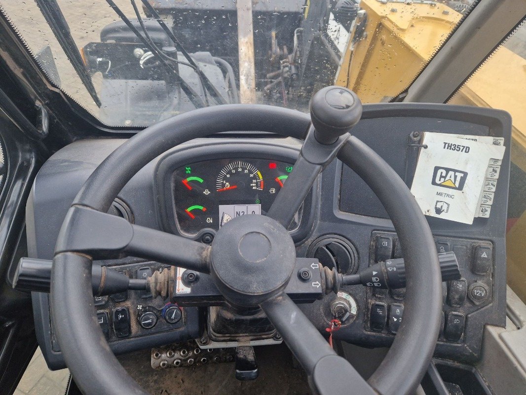 Teleskoplader typu CAT TH357D, Gebrauchtmaschine v Neubrandenburg (Obrázek 10)