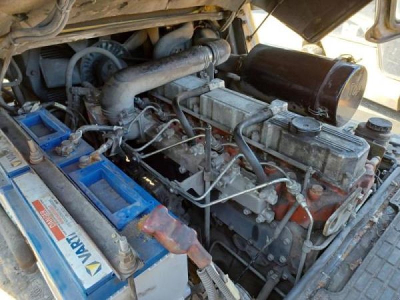 Teleskoplader типа Caterpillar DP50K2, Gebrauchtmaschine в senlis (Фотография 10)