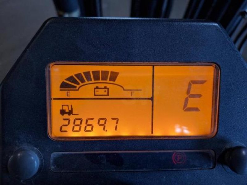 Teleskoplader Türe ait Caterpillar EP18NT, Gebrauchtmaschine içinde senlis (resim 11)