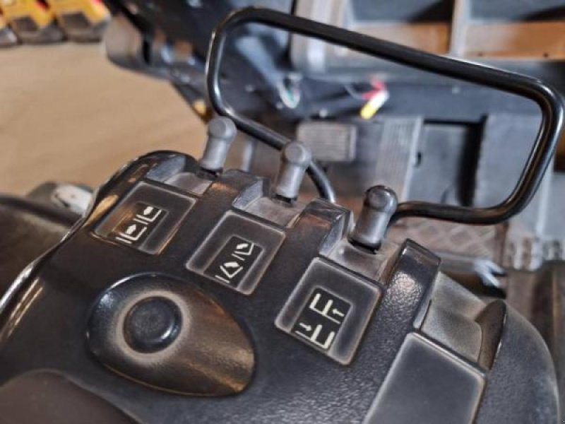 Teleskoplader Türe ait Caterpillar EP18NT, Gebrauchtmaschine içinde senlis (resim 10)