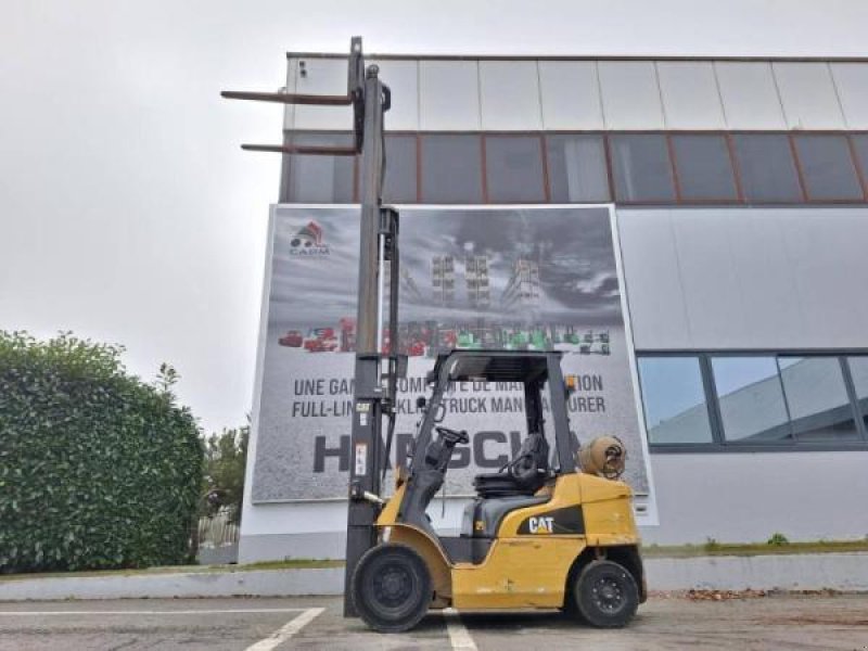 Teleskoplader du type Caterpillar GP25N, Gebrauchtmaschine en senlis (Photo 10)