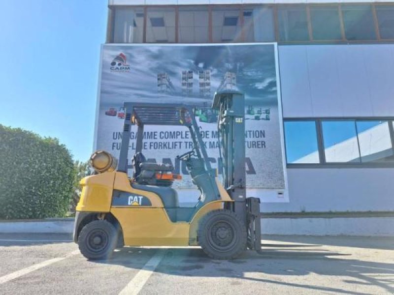 Teleskoplader du type Caterpillar GP25NTD, Gebrauchtmaschine en senlis (Photo 7)