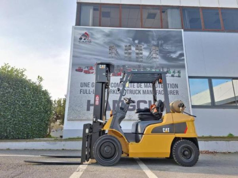 Teleskoplader типа Caterpillar GP30NT, Gebrauchtmaschine в senlis (Фотография 3)