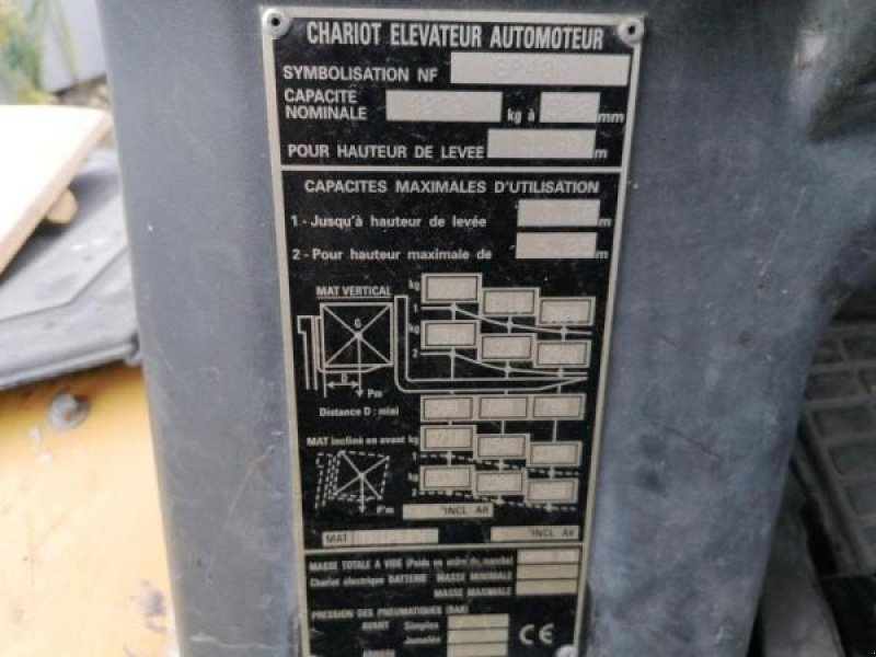 Teleskoplader типа Caterpillar GP40N, Gebrauchtmaschine в senlis (Фотография 4)