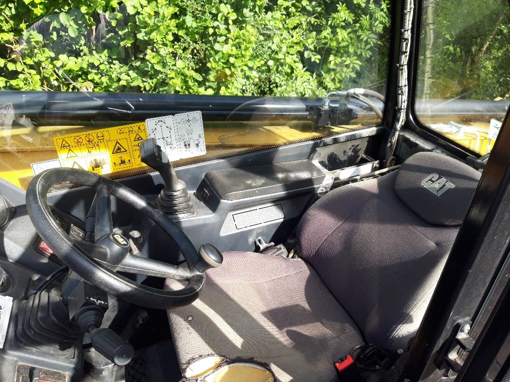 Teleskoplader tipa Caterpillar TH 314 D, Gebrauchtmaschine u ANDELOT (Slika 7)