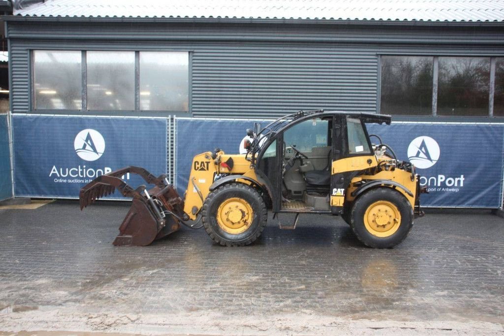 Teleskoplader typu Caterpillar TH215, Gebrauchtmaschine v Antwerpen (Obrázek 2)