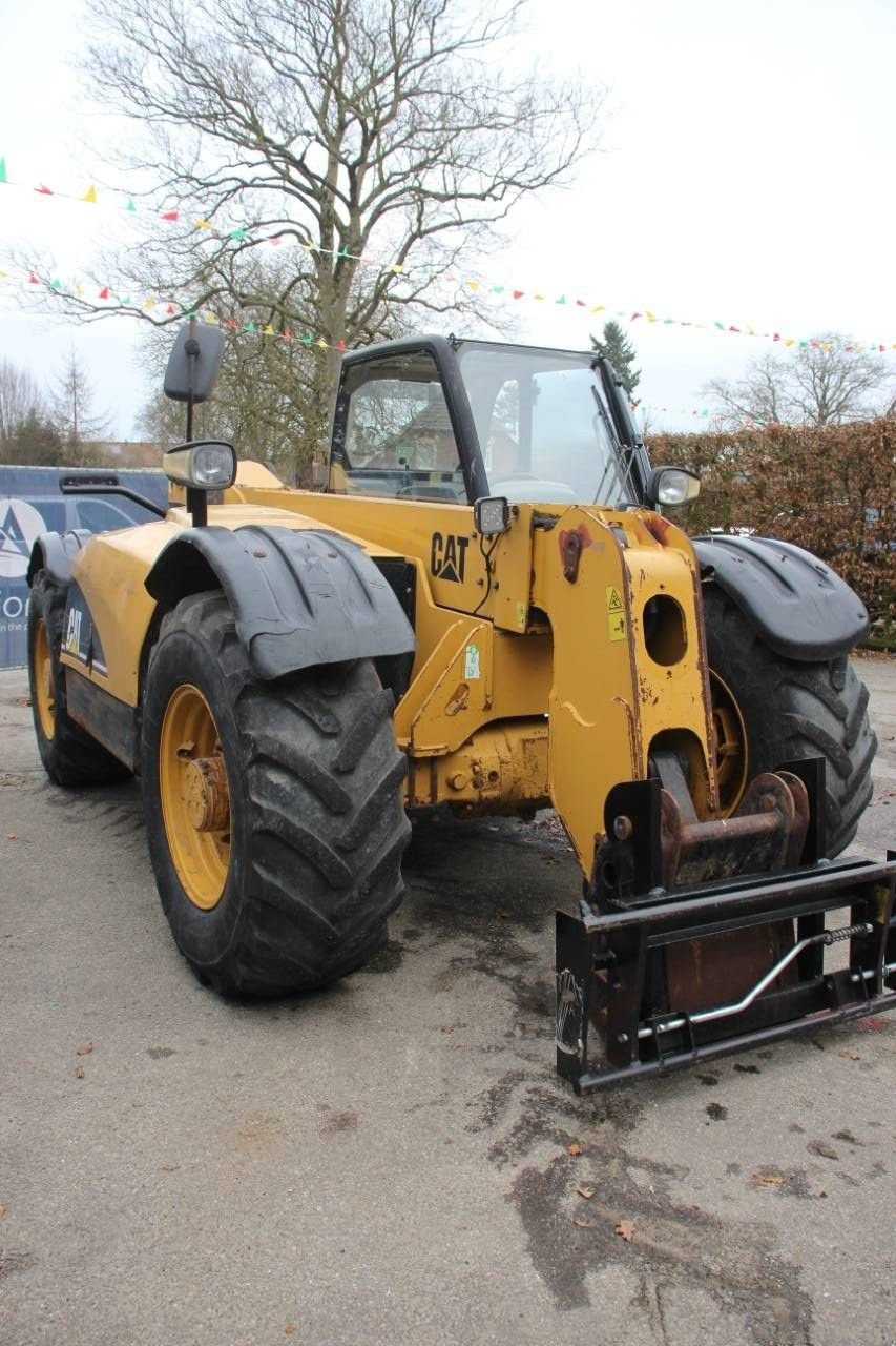 Teleskoplader del tipo Caterpillar TH330B, Gebrauchtmaschine In Antwerpen (Immagine 7)