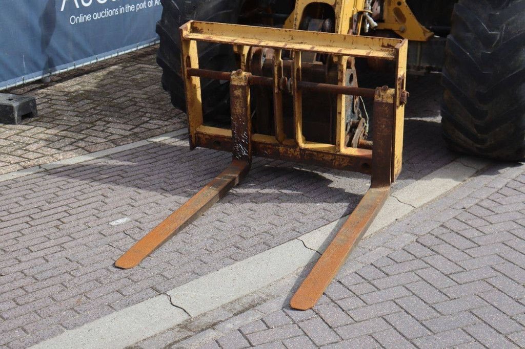 Teleskoplader типа Caterpillar TH337, Gebrauchtmaschine в Antwerpen (Фотография 11)