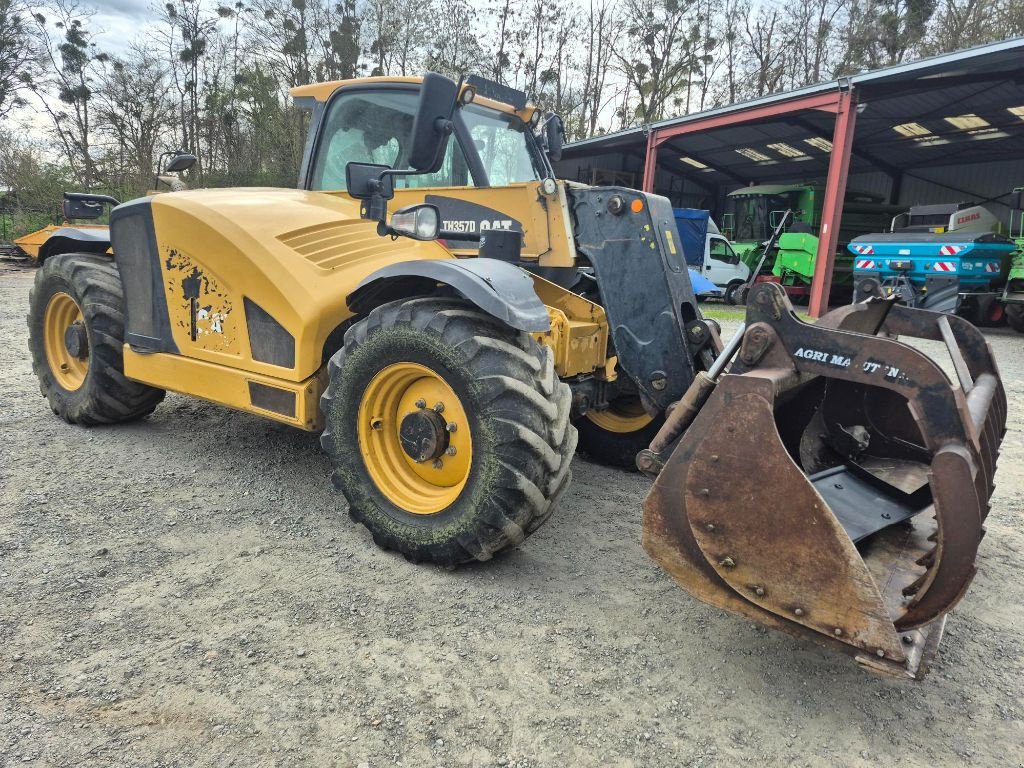 Teleskoplader typu Caterpillar TH357D, Gebrauchtmaschine v Savigny sur Braye (Obrázek 3)
