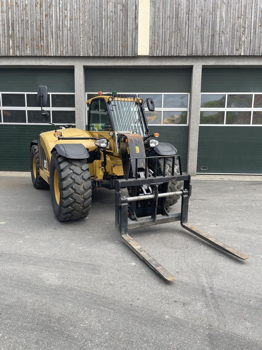 Teleskoplader of the type Caterpillar TH408D, Gebrauchtmaschine in Wolfsbach (Picture 4)