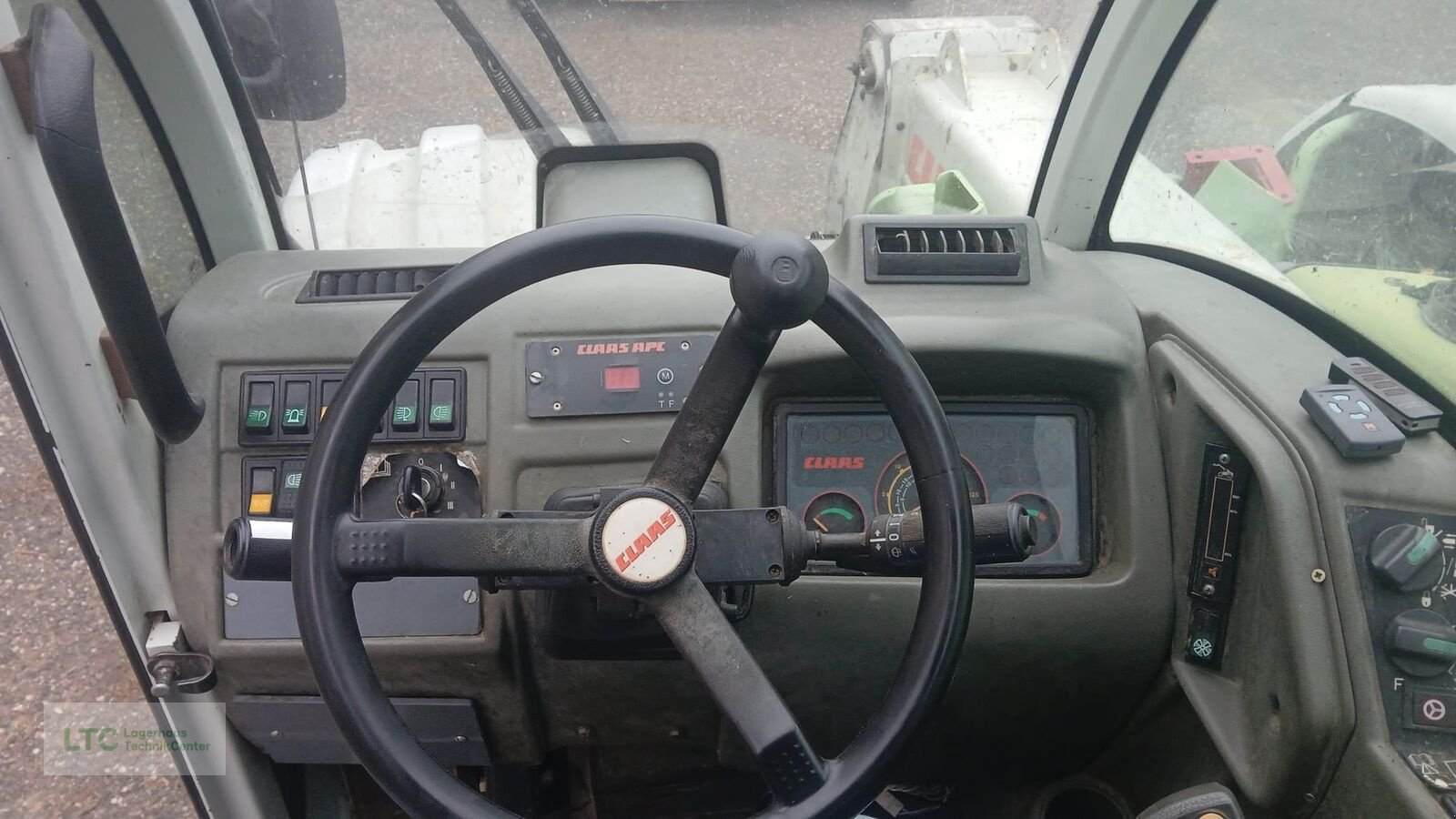 Teleskoplader Türe ait CLAAS K70, Gebrauchtmaschine içinde Großpetersdorf (resim 6)