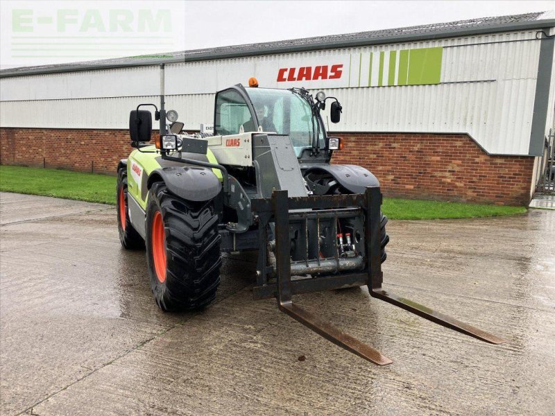 Teleskoplader des Typs CLAAS SCORPION 6030CP, Gebrauchtmaschine in WILBERFOSS, YORK (Bild 1)