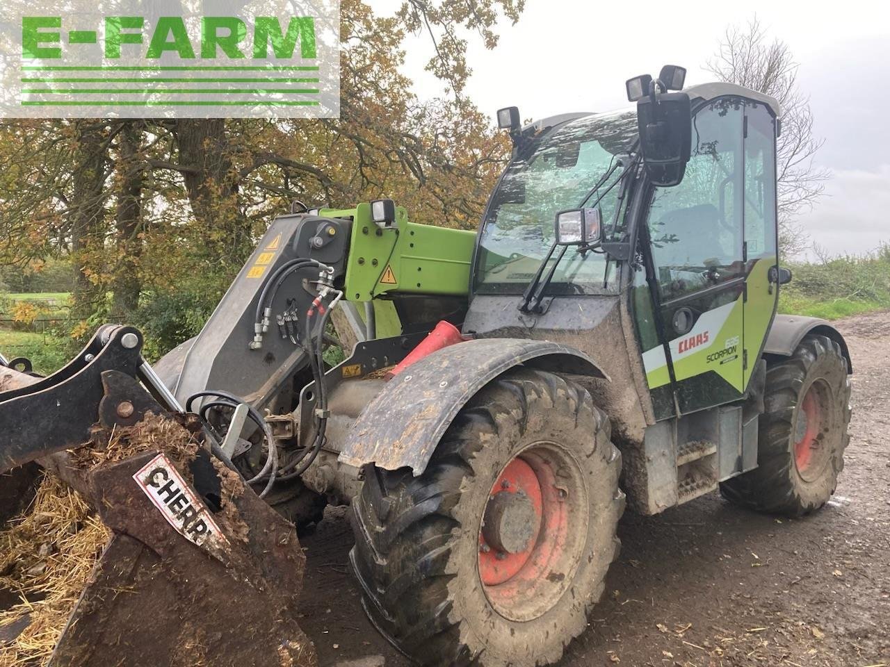 Teleskoplader des Typs CLAAS SCORPION 635, Gebrauchtmaschine in HARVINGTON, EVESHAM (Bild 1)