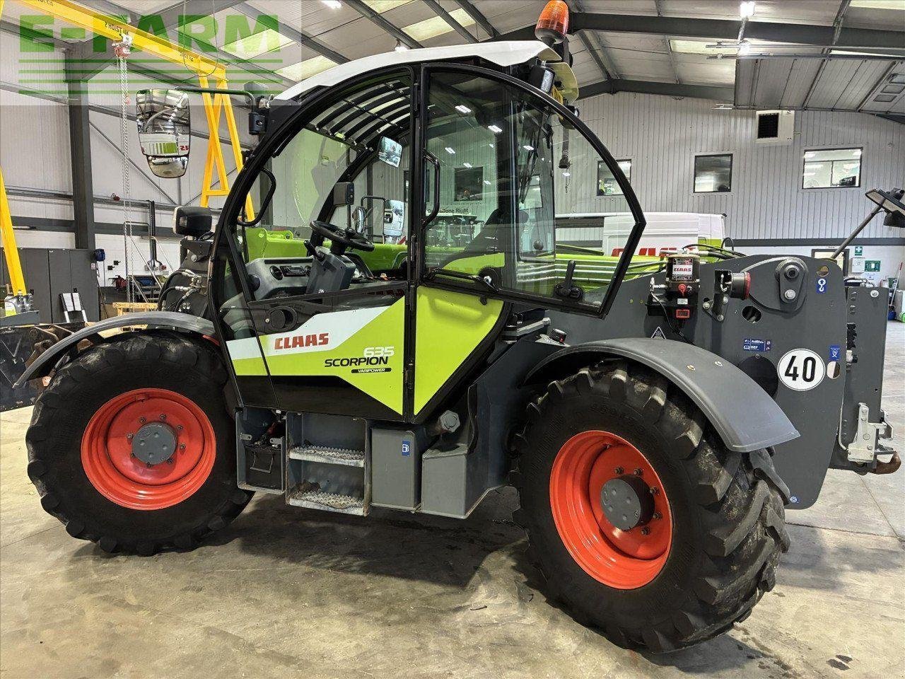 Teleskoplader des Typs CLAAS SCORPION 635, Gebrauchtmaschine in CIRENCESTER (Bild 4)