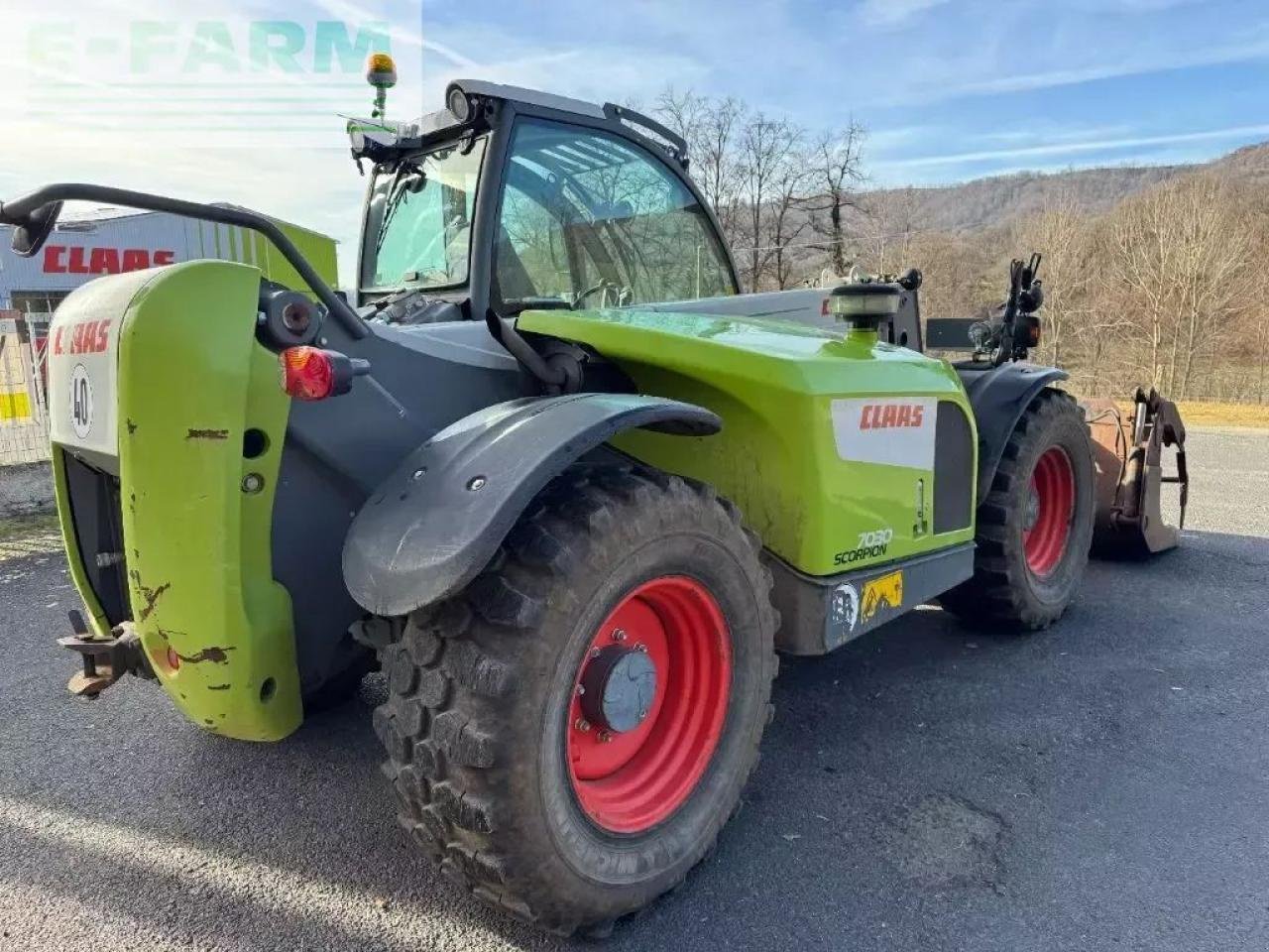 Teleskoplader του τύπου CLAAS scorpion 7030, Gebrauchtmaschine σε SAINTE-GENEVIÈVE-SUR-ARGENCE (Φωτογραφία 2)
