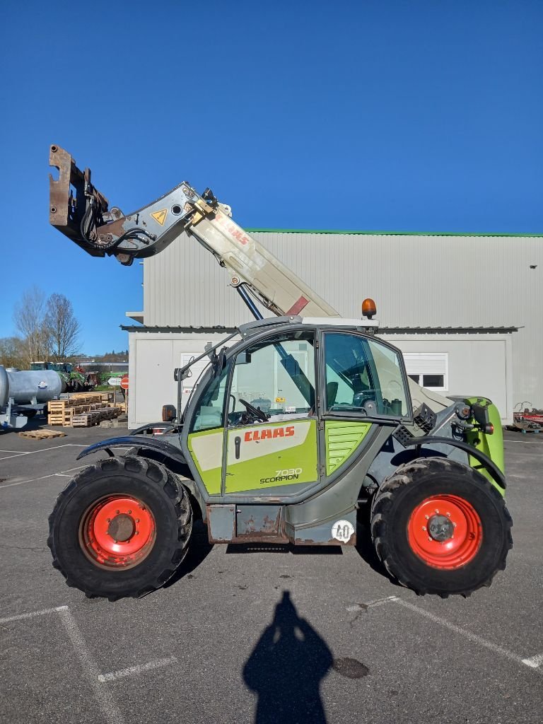 Teleskoplader vrste CLAAS SCORPION 7030, Gebrauchtmaschine v Calmont (Slika 5)