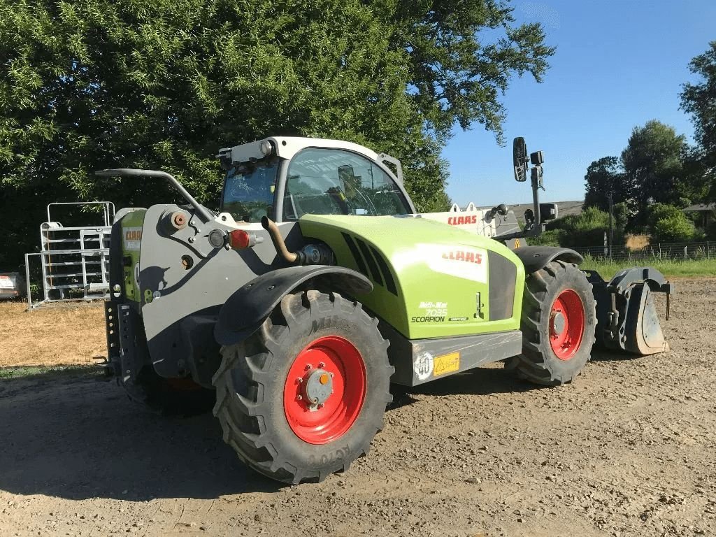 Teleskoplader of the type CLAAS SCORPION 7035 VARIPOWER, Gebrauchtmaschine in MEYMAC (Picture 4)