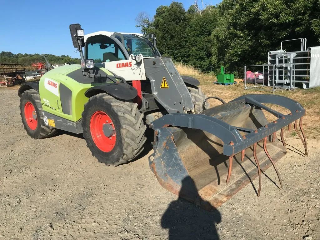 Teleskoplader of the type CLAAS SCORPION 7035 VARIPOWER, Gebrauchtmaschine in MEYMAC (Picture 2)