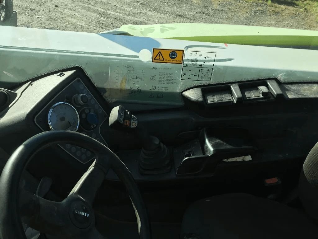 Teleskoplader of the type CLAAS SCORPION 7035 VARIPOWER, Gebrauchtmaschine in MEYMAC (Picture 10)