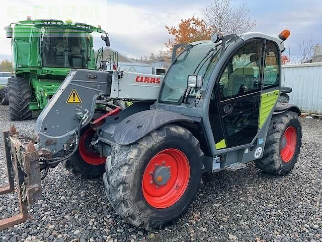 Teleskoplader типа CLAAS SCORPION 7035, Gebrauchtmaschine в OLDMELDRUM, INVERURIE (Фотография 3)