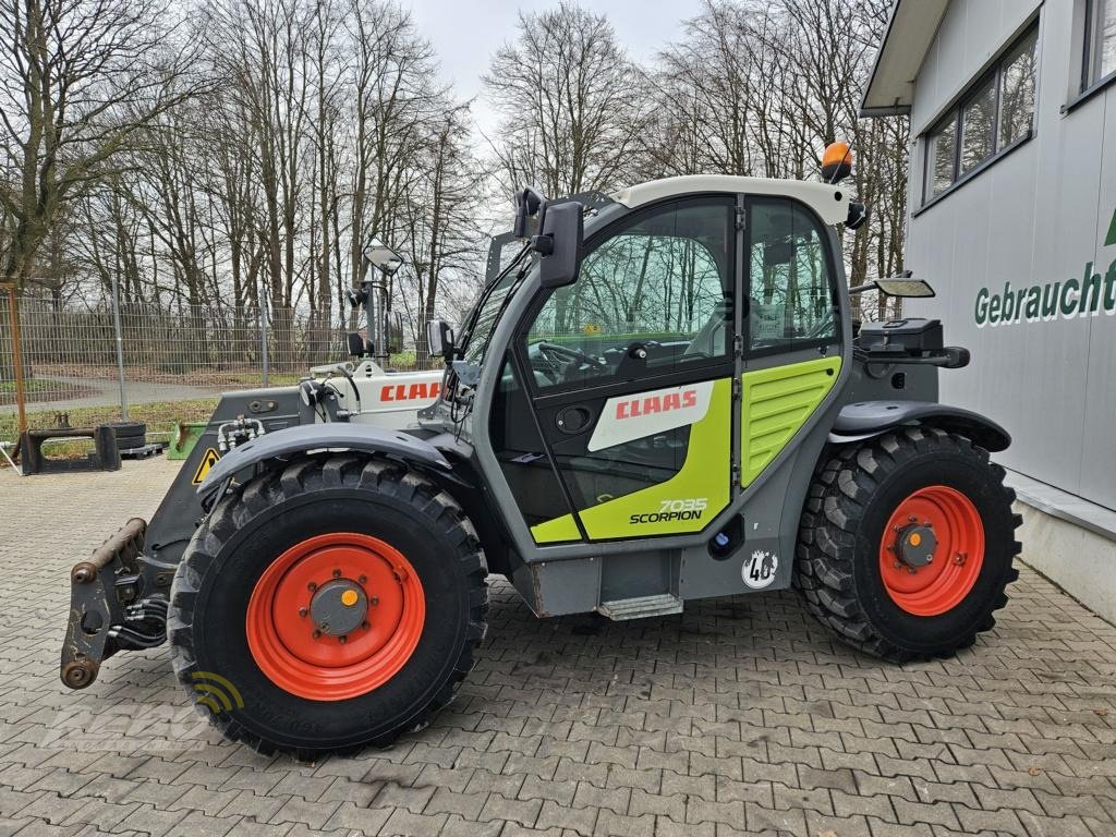 Teleskoplader des Typs CLAAS Scorpion 7035, Gebrauchtmaschine in Neuenkirchen-Vörden (Bild 2)