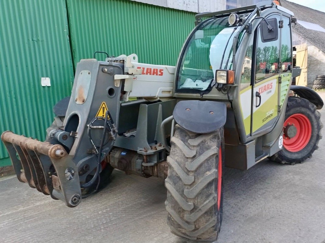 Teleskoplader του τύπου CLAAS Scorpion 7040 Varipower, Gebrauchtmaschine σε Liebenwalde (Φωτογραφία 2)