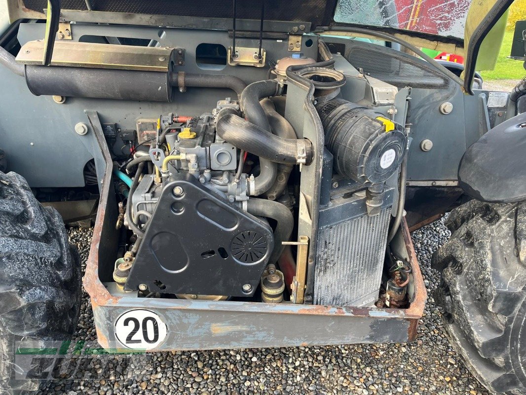 Teleskoplader van het type CLAAS Scorpion 7040, Gebrauchtmaschine in Kanzach (Foto 10)