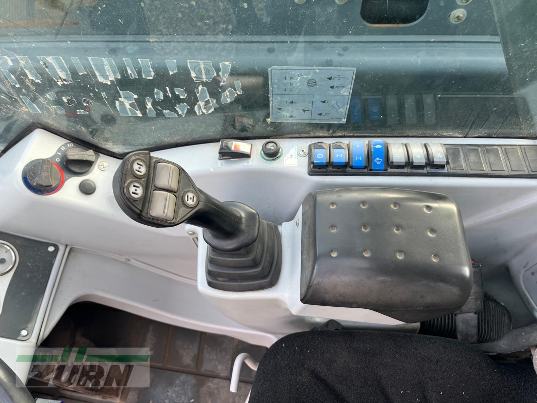 Teleskoplader van het type CLAAS Scorpion 7040, Gebrauchtmaschine in Kanzach (Foto 18)