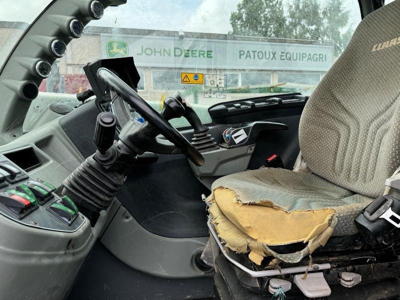 Teleskoplader tip CLAAS SCORPION 7044, Gebrauchtmaschine in Wargnies Le Grand (Poză 9)