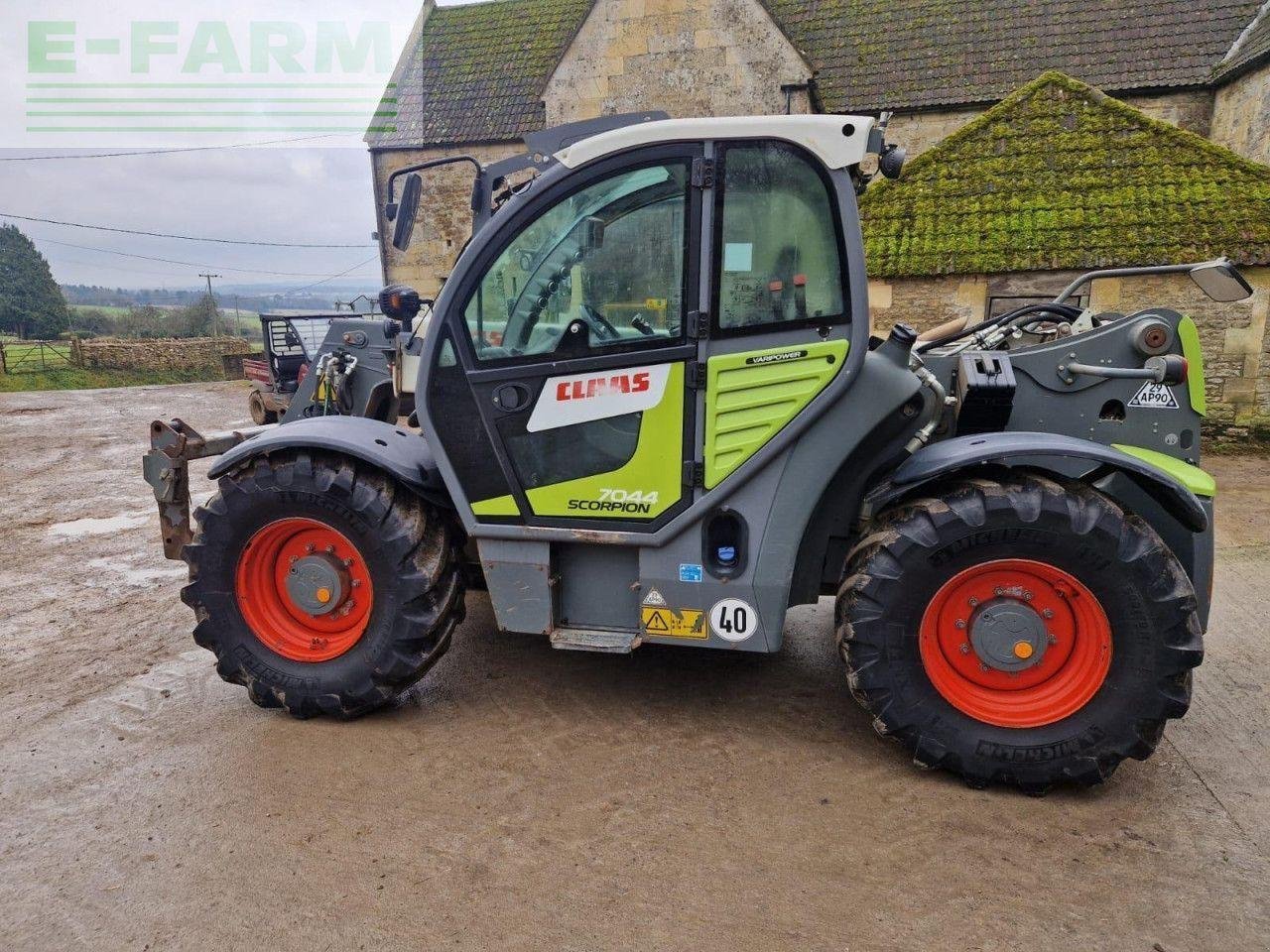 Teleskoplader tip CLAAS SCORPION 7044, Gebrauchtmaschine in STANDERWICK, FROME (Poză 1)