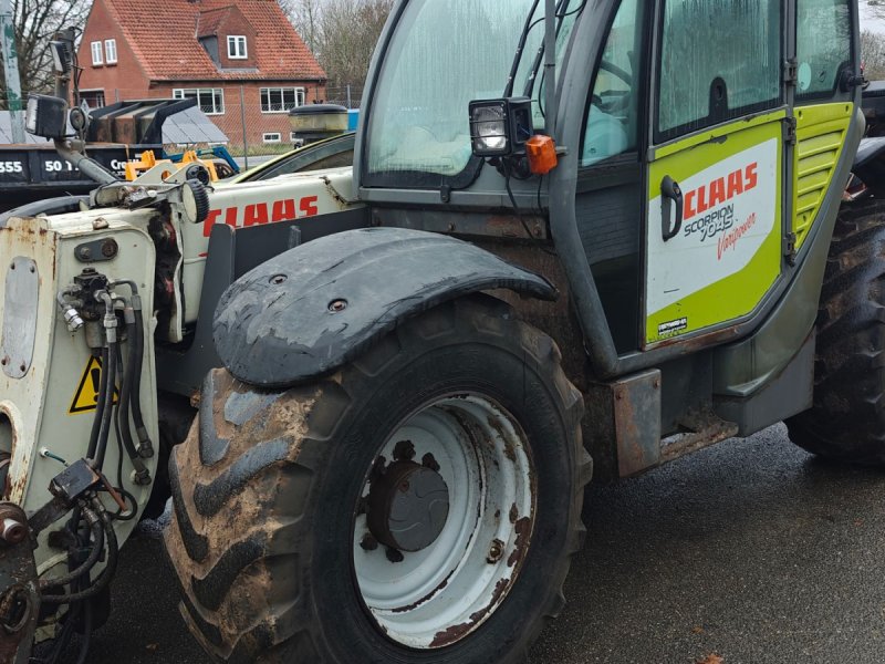 Teleskoplader vrste CLAAS Scorpion 7045 Varipower, Gebrauchtmaschine v Vejen (Slika 1)