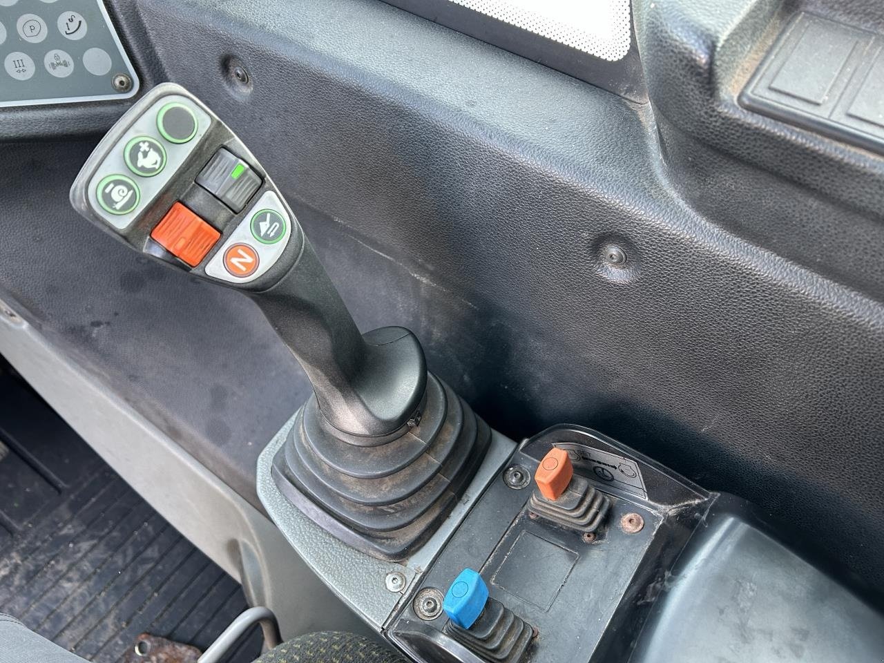 Teleskoplader of the type CLAAS SCORPION 7050, Gebrauchtmaschine in Bramming (Picture 4)