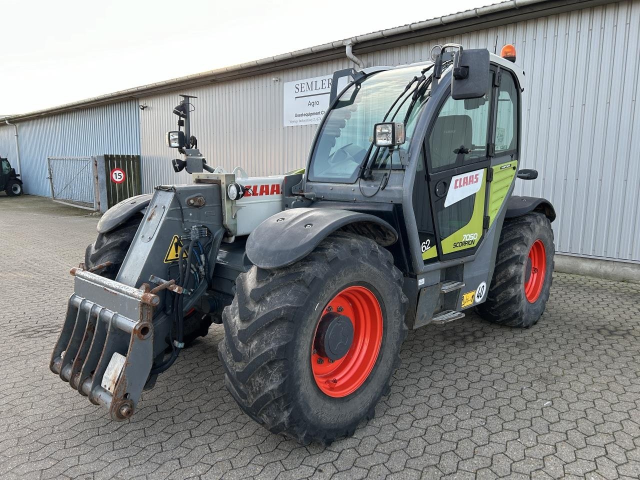 Teleskoplader of the type CLAAS SCORPION 7050, Gebrauchtmaschine in Bramming (Picture 11)