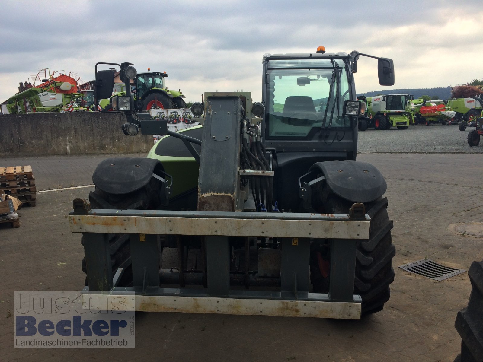 Teleskoplader des Typs CLAAS Scorpion 7050, Gebrauchtmaschine in Weimar-Niederwalgern (Bild 4)