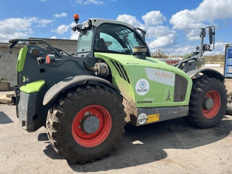 Teleskoplader typu CLAAS SCORPION 7055 T4I VPWR+40, Gebrauchtmaschine v Feurs (Obrázek 3)