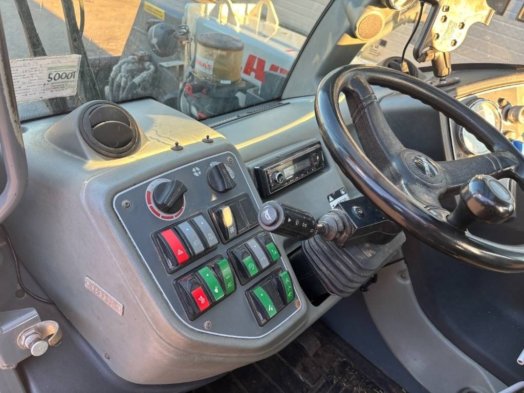 Teleskoplader typu CLAAS Scorpion 7055, Gebrauchtmaschine v Ribe (Obrázek 12)