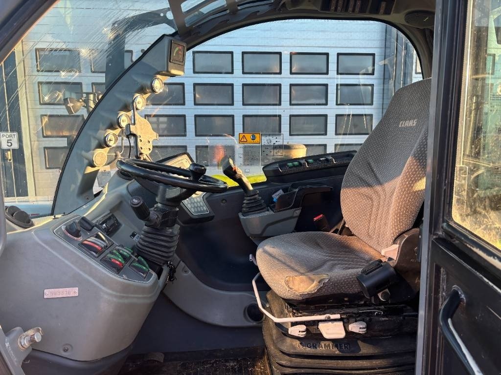 Teleskoplader typu CLAAS Scorpion 7055, Gebrauchtmaschine v Ribe (Obrázek 8)