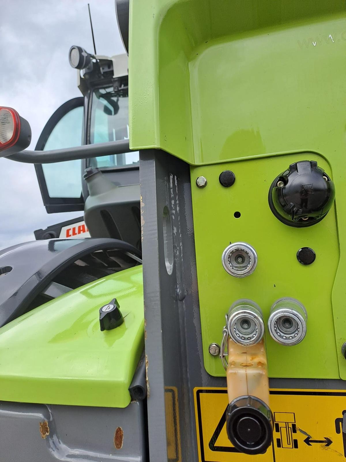 Teleskoplader des Typs CLAAS Scorpion 7055, Gebrauchtmaschine in Aislingen (Bild 4)