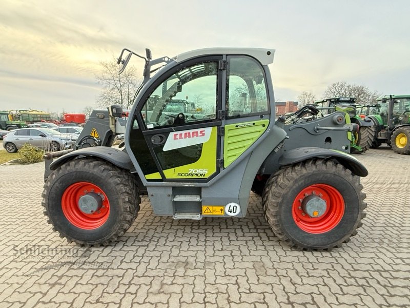 Teleskoplader typu CLAAS Scorpion 7055, Gebrauchtmaschine v Marxen (Obrázek 2)