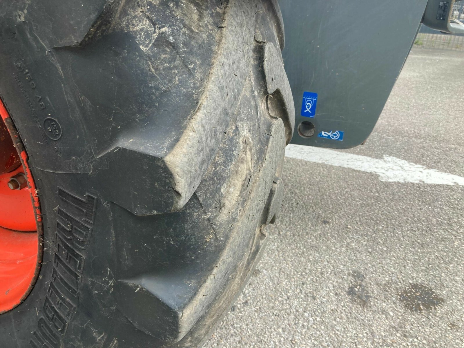 Teleskoplader of the type CLAAS SCORPION 732 VP T4F ADVANC, Gebrauchtmaschine in BLENDECQUES (Picture 11)