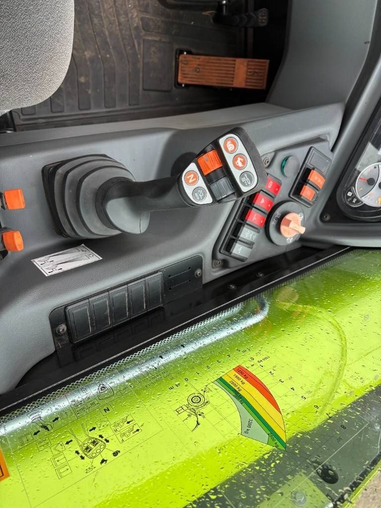 Teleskoplader tip CLAAS SCORPION 732 VP, Gebrauchtmaschine in Brønderslev (Poză 14)