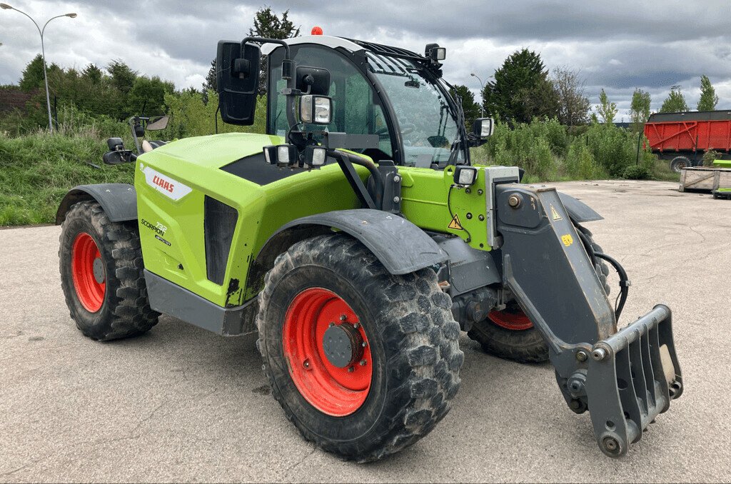 Teleskoplader of the type CLAAS SCORPION 732 VPWR ADVANCE, Gebrauchtmaschine in VAROIS & CHAIGNOT (Picture 2)